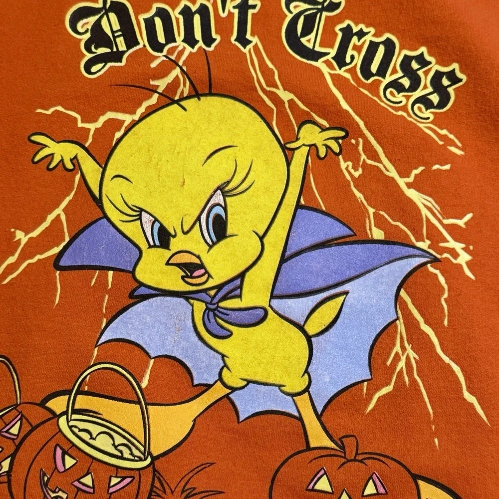 Vintage‎ Looney Tunes Tweety Bird Halloween XL Sweatshirt Don't Cross My Path